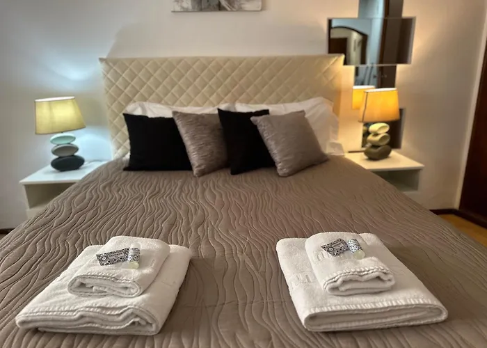 Almeida's House Apartment *